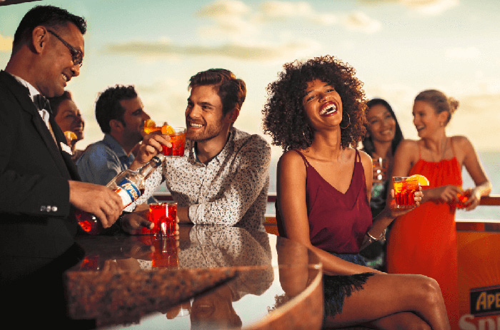 Un Spritz Bar sur un navire Costa