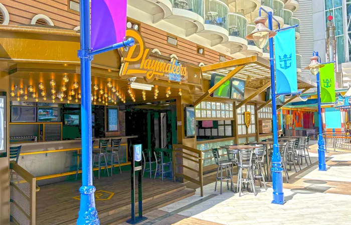 Le Playmakers Sports Bar de l'Allure of the Seas