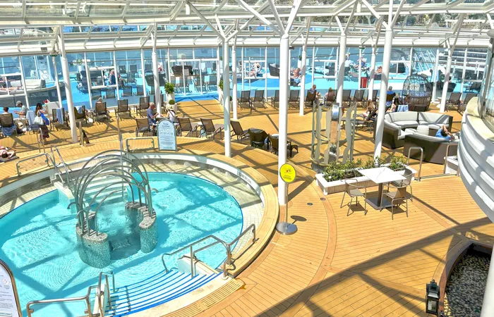 Le solarium de l'Allure of the Seas