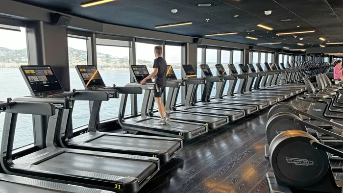 La salle de sport cardio du Scarlet Lady
