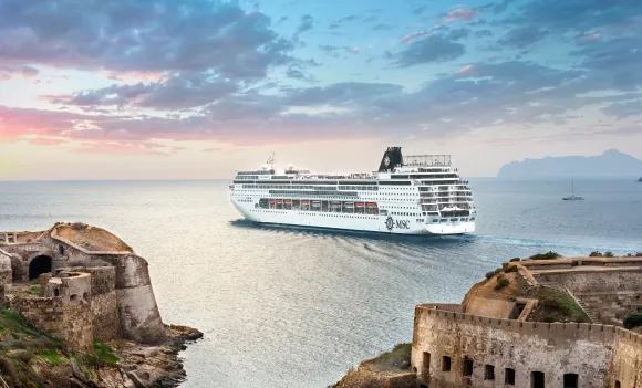 Navire MSC Armonia
